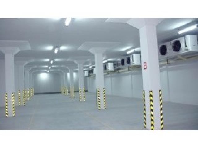 土建冷库内部